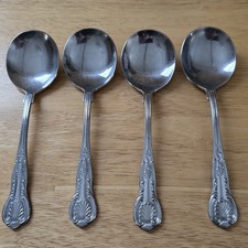 Set of 4 Unbranded Kings