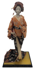 Japanese Geisha Doll 17" Dainippon Plastics Kimono Whitney LTD - H8 O862