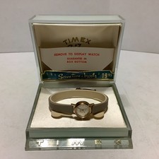 Vintage 1960s Timex 17 Jewels
