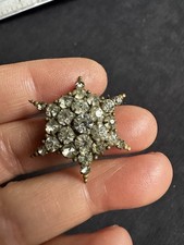 Vintage Gilt Metal Paste Paving Star Brooch