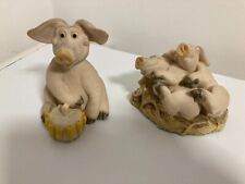 PIGGIN CUDDLE.PIGGIN HAPPY BIRTHDAY HAND MADE ORNAMENT/FIGURINES 