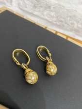 vintage/modern costume jewellery MONET gold tone faux pearl clip earrings JW152