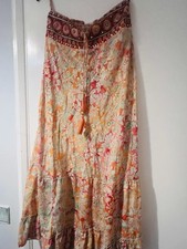 BNWT Silk  Medium Lightweight