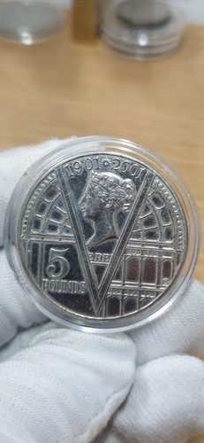 2001 five pound coin - five,