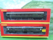2 x Hornby SR Maunsell Coaches R4299E composite & R4300C 6 compartment brake