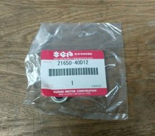 21650-40D12 SUZUKI ROLLER AP50 AY50