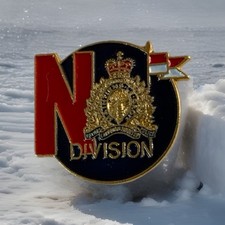 Rare Vintage Royal Canadian Mounted Police “N” Division Enamel Badge. P9