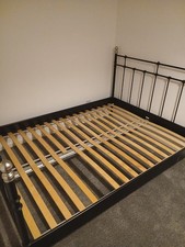 King-size IKEA Svelvik Bed Frame