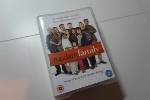 Modern family the complete - family:,