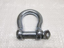 Galvanised Bow Shackle with