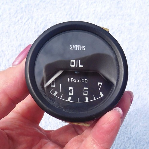 Smiths oil pressure - 0, to