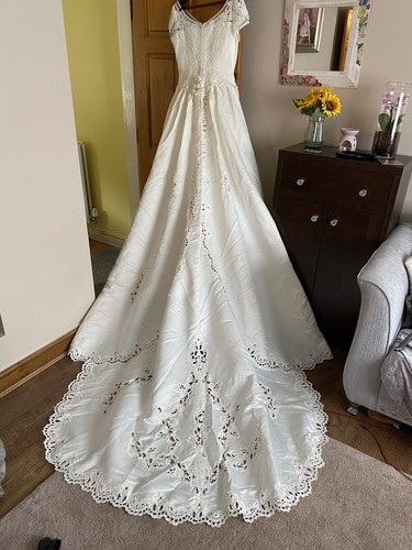 Ivory wedding dress alfred - wedding,