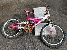 Girls Magna Mountain Bike 20 Inch - used - signs of wear - works