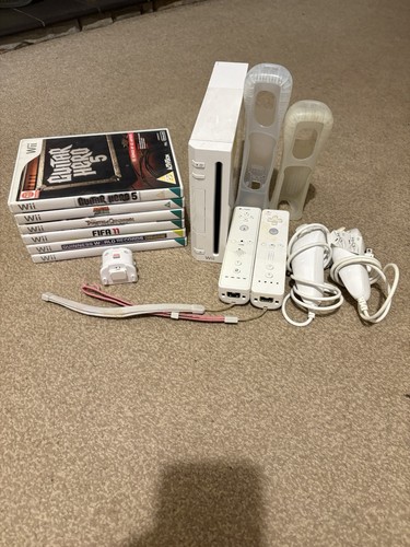 Nintendo wii white console - white,