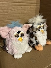 Furby Bundle X 2. Pink Moves