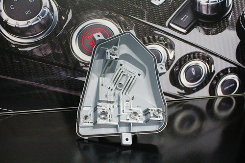New genuine mercedes - new, w176