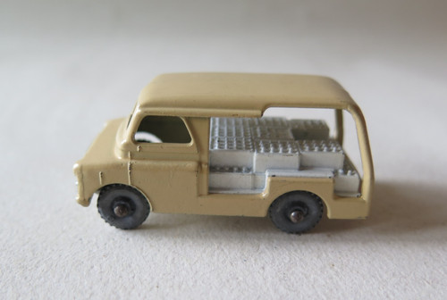 Matchbox bedford milk - no., 29