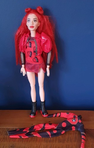 Disney descendants rise red - descendants,