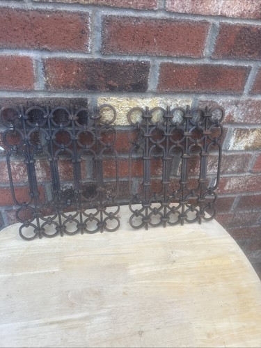 Pair vintage grille - pair, grill