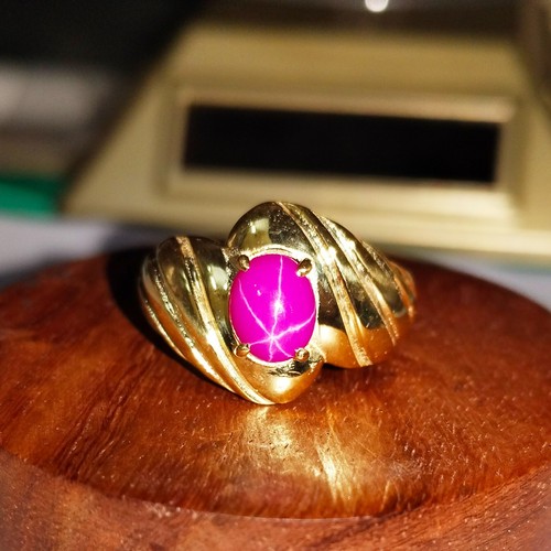 Pink lindy star ruby ring - star,