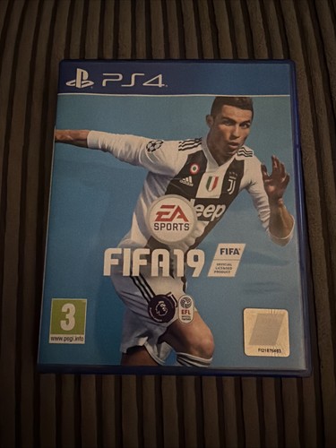 Fifa ps4 game and - box, pegi