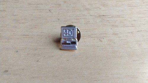 Personal computer pin old - computer,