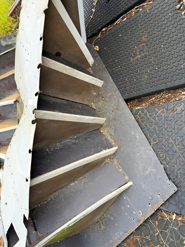 Curved aluminium bus stairs - aluminium,