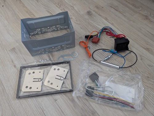 Double din stereo fitting - din,