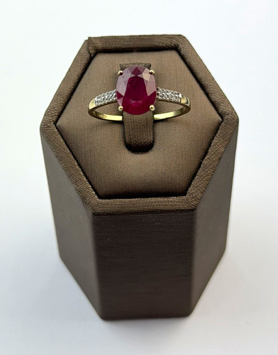 Ruby and diamond 9ct - , gold