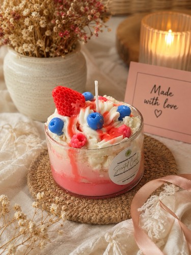 Berry bliss scented candle - bliss,
