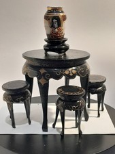 1.12th scale doll house oriental black/gold furniture inc Antique Japanese vase 