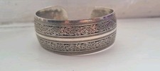 Tibetan Silver Plated Tibet Totem Bangle Jewelry Cuff Wide Bracelet