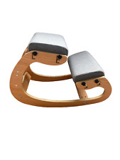 PRO 11 WELLBEING Kneeling