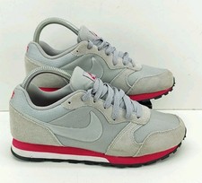 Nike Womens MD Runner 2