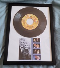 KENNY ROGERS SHE BELIEVES IN ME 7" RECORD & SIGNED PHOTO LTD EDITION A4 FRAME