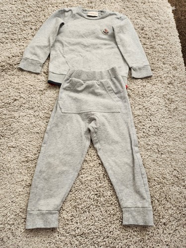Moncler boys tracksuit years - 2,
