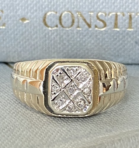 Gents 9ct gold diamond - gents, grid