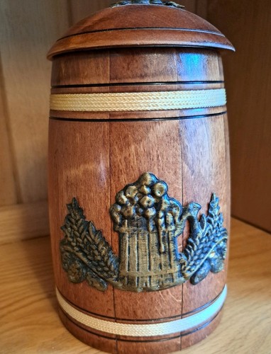 Lidded wood beer stein tankard - lidded,