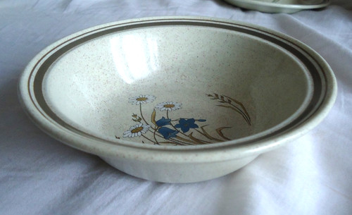 1977 royal doulton hill - 1977, top