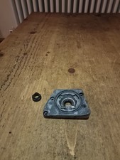 GENUINE HUSQVARNA 266XP CHAINSAW OIL PUMP AND WORM GEAR ASSEMBLY 501 51 27 01 