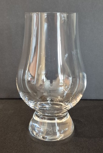 Genuine glencairn whisky - glencairn,