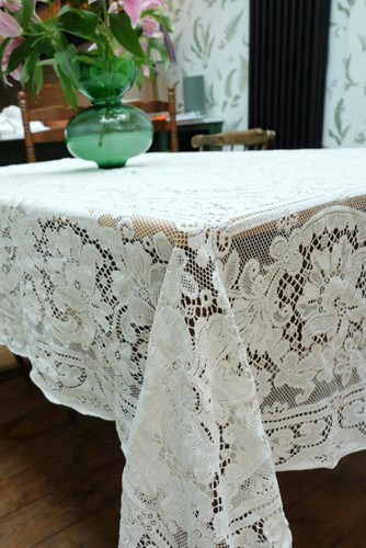 Vintage white lace tablecloth - white,