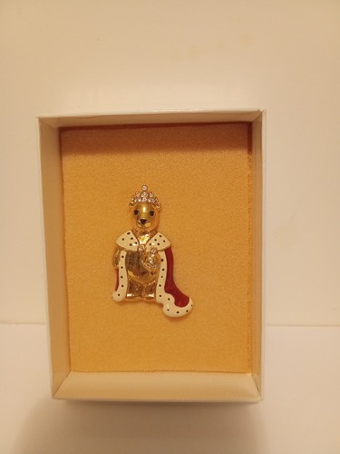 Queen teddy brooch pewter - teddy, brooch.