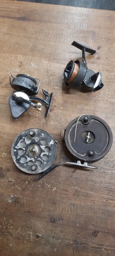 Vintage fishing reel fly and - 4,