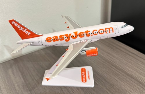 Airbus a319 easyjet - airbus,