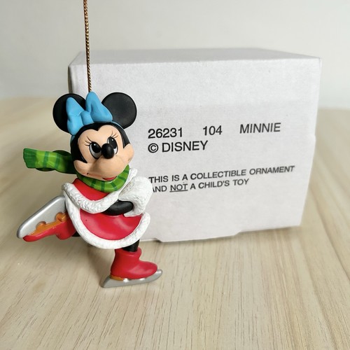 Disney minnie mouse skating - minnie,