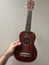 Adam Black ukulele 48U6N
