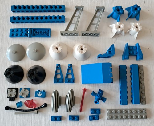 Vintage lego space spares - vintage,