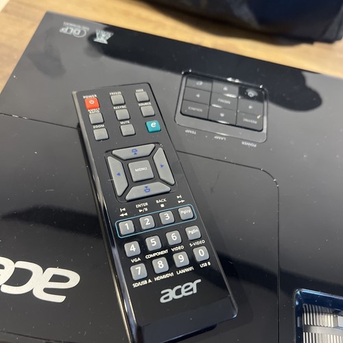 Acer x1240 dlp home projector - acer,