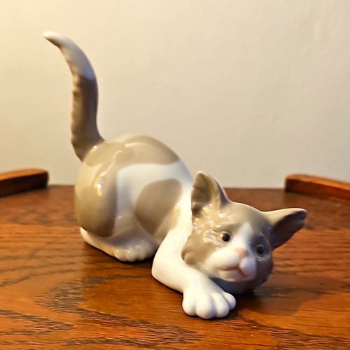 Lladro porcelain cat - lladro,